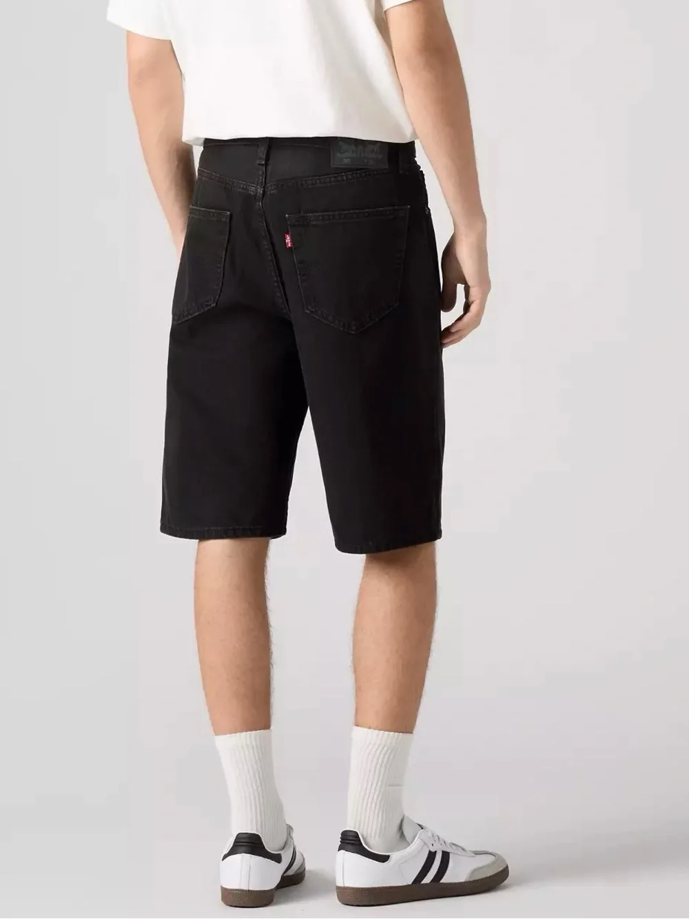 Levi’s 469 Loose Jean Shorts Black